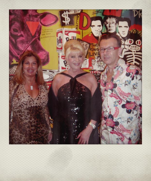 TD at his Miami Exhibit with TRUMP instant